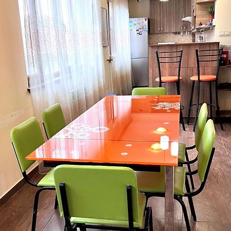 Vernisaj Apt At Republic Square & Ruben Tours Yerevan Exterior photo